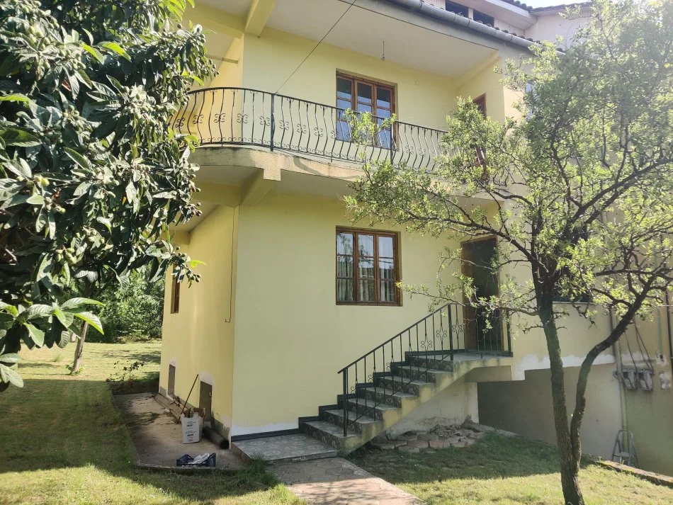 Tirane, shes Vile 3 Katshe, , 1,300 m² 600,000 € (Sauk)