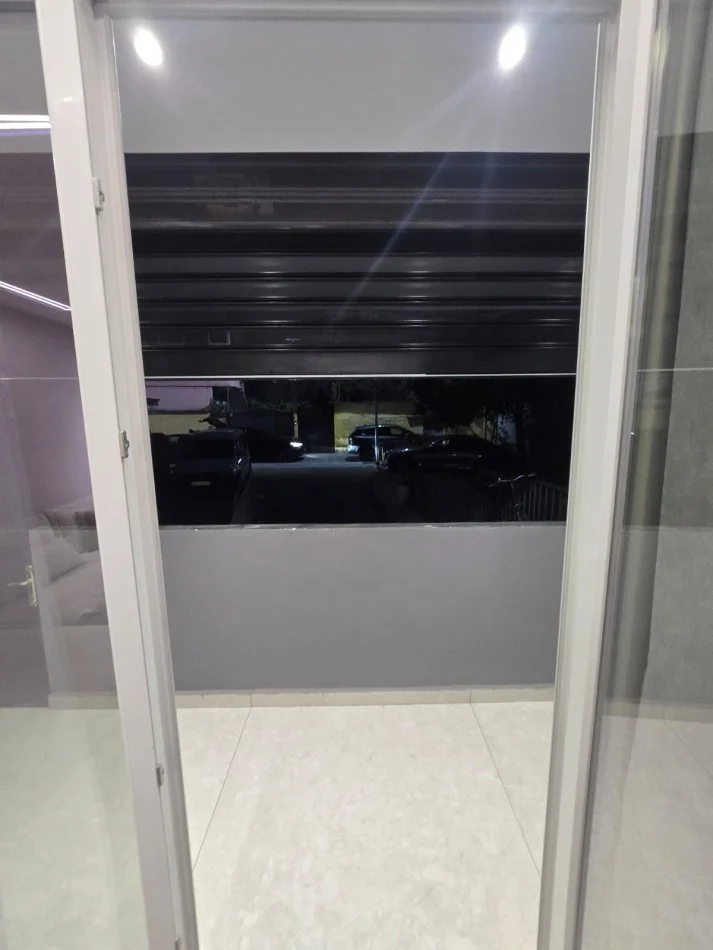 Tirane, jepet me qera apartament 3+1+Aneks+Ballkon Kati 2, 100 m² 800 € (Bulevardi zogu 1)