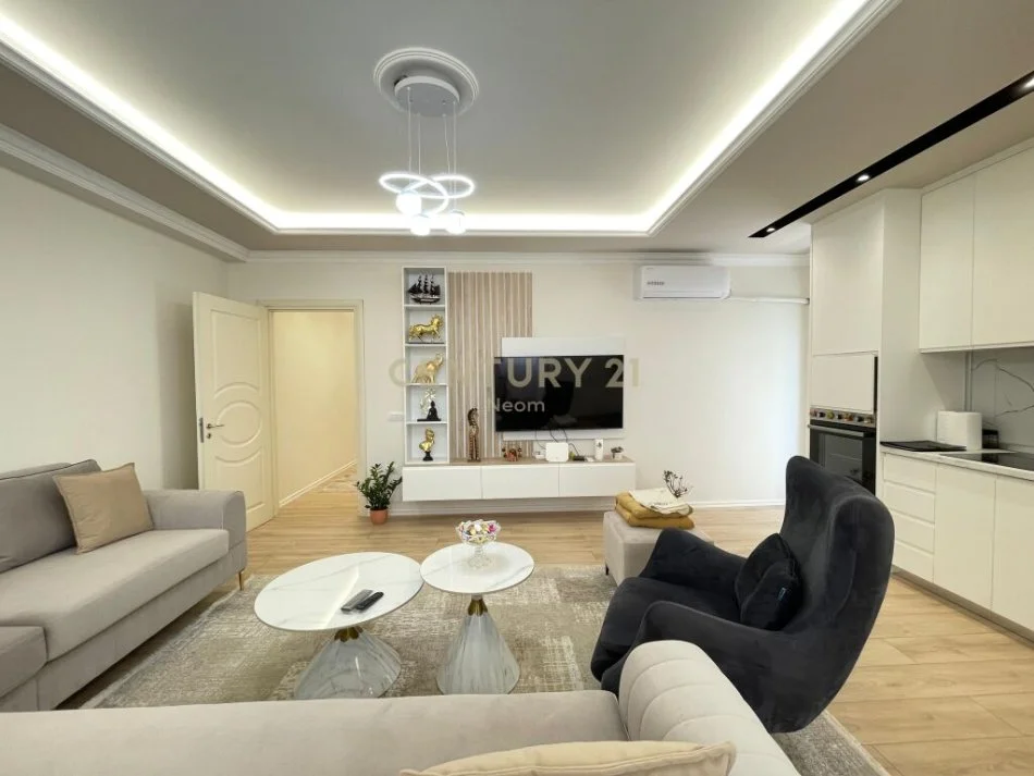 Tirane, shitet apartament 2+1 Kati 2, 118 m² 220.000 € (Liqeni I Thate)