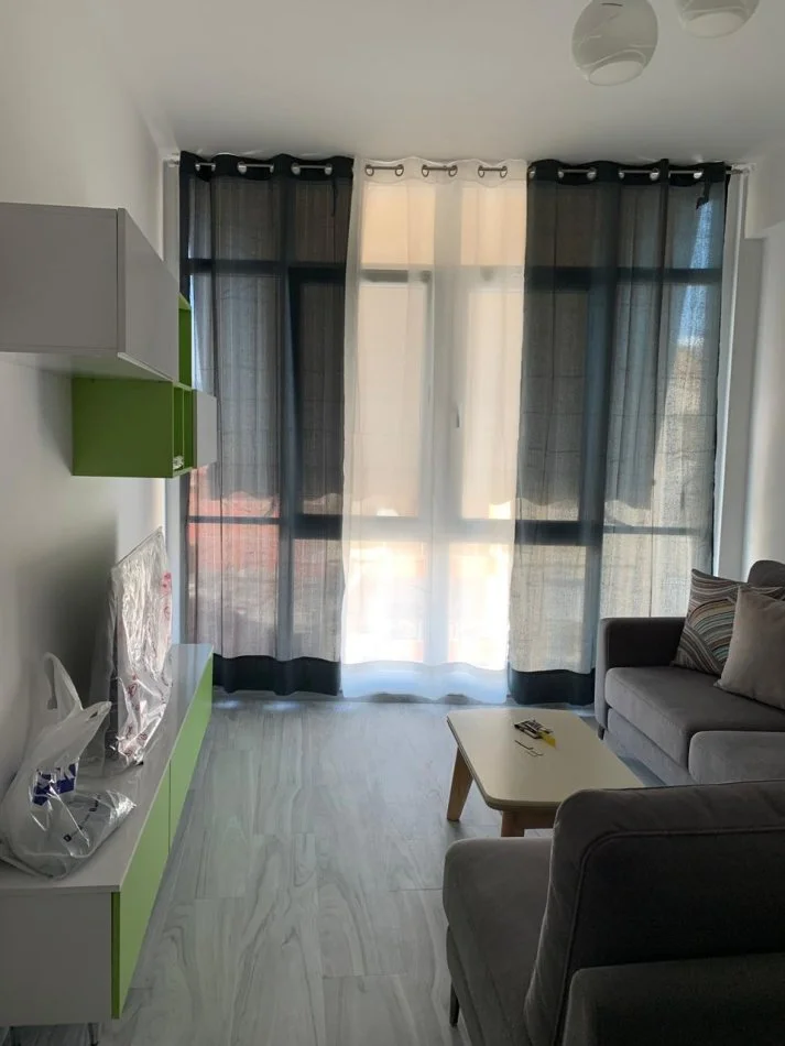 Tirane, jepet me qera apartament 1+1 Kati 3, 60 m² 600 € (Kompleksi Kika 1)