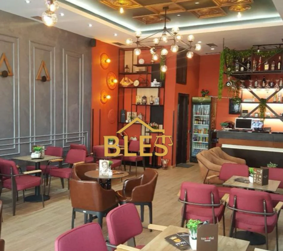 Tirane, shitet bar-kafe Kati 0, 62 m² 105.000 € (Shefqet Kuka)