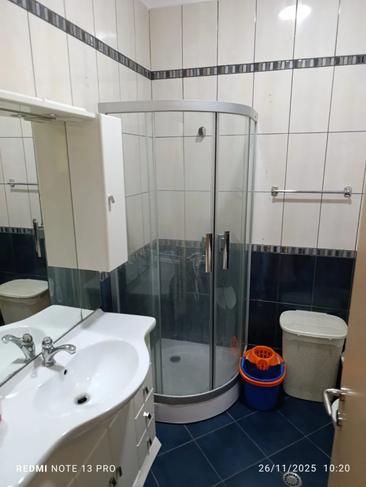 Tirane, jepet me qera apartament 2+1+Aneks+Ballkon Kati 5, 85 m² 550 € (Delijorgji)