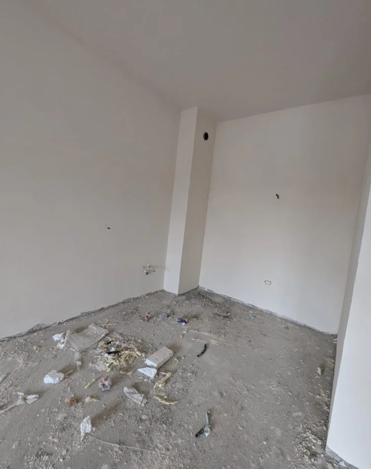 Tirane, shitet apartament 1+1+Ballkon Kati 8, 72 m² 115.000 € (Laprake)