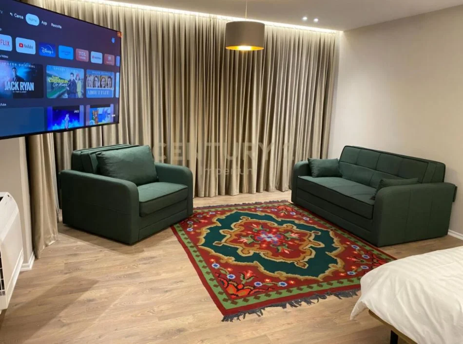 Tirane, shitet Vile 4+1 Kati 9, 200 m² 550.000 € (Rruga Fortuzi)