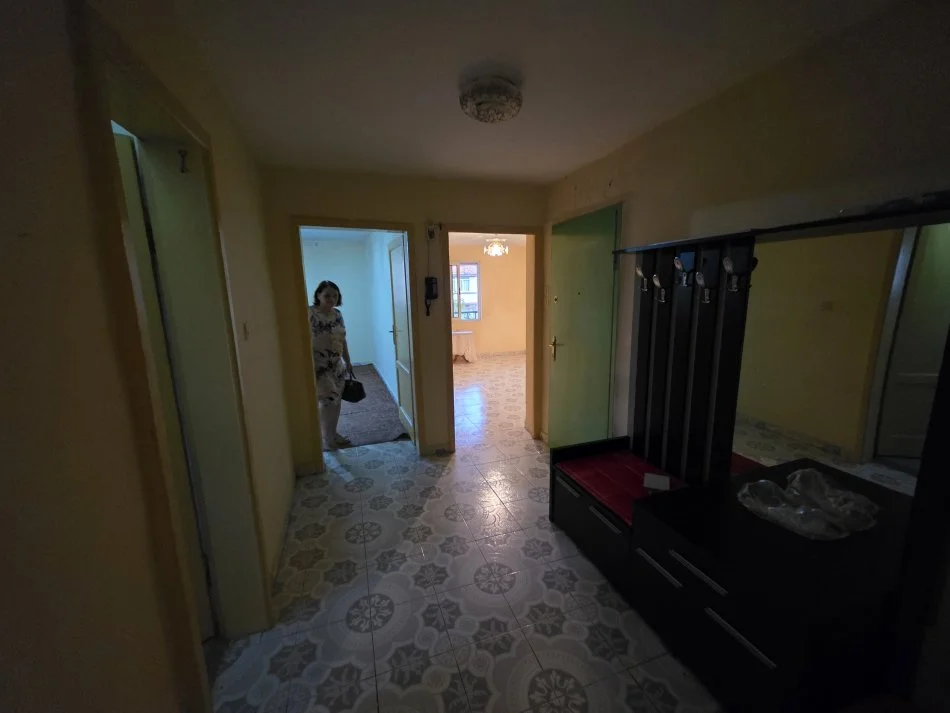 Tirane, shitet apartament 2+1+Ballkon Kati 4, 83 m² 132.000 € (Ferit Xhajko)