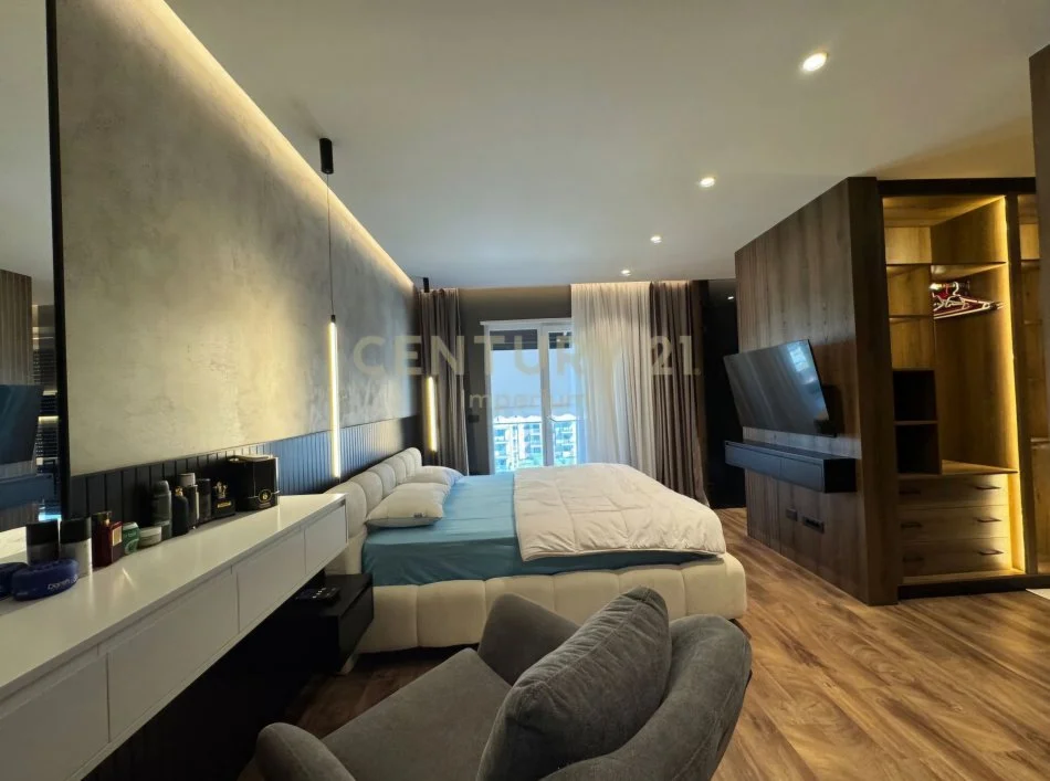 Tirane, shitet apartament 2+1+Ballkon Kati 4, 95 m² 155.000 € (Astiri)