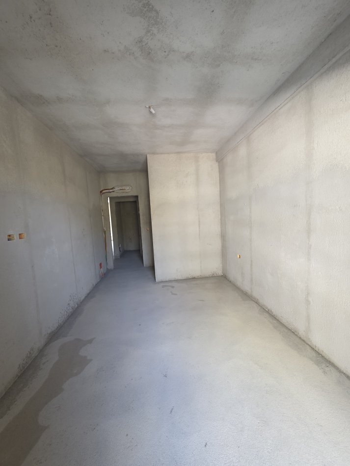 Tirane, shitet apartament 2+1+Ballkon Kati 2, 106 m² 117.000 € (Rruga 29 nentori)