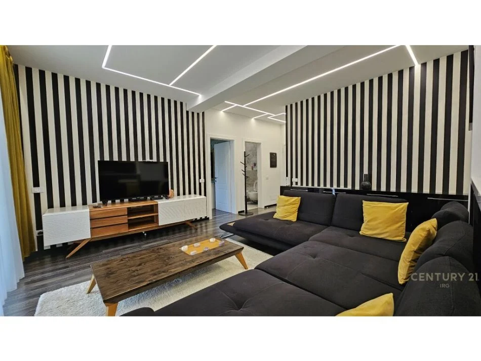 Tirane, shitet apartament 2+1 Kati 2, 82 m² 185.000 € ( Vendndodhja: Kodra e Diellit, Tiranë)