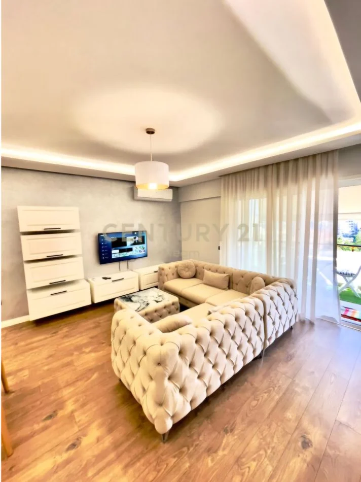 Tirane, jepet me qera apartament 2+1 Kati 6, 115 m² 800 € (Kopshti Botanik)