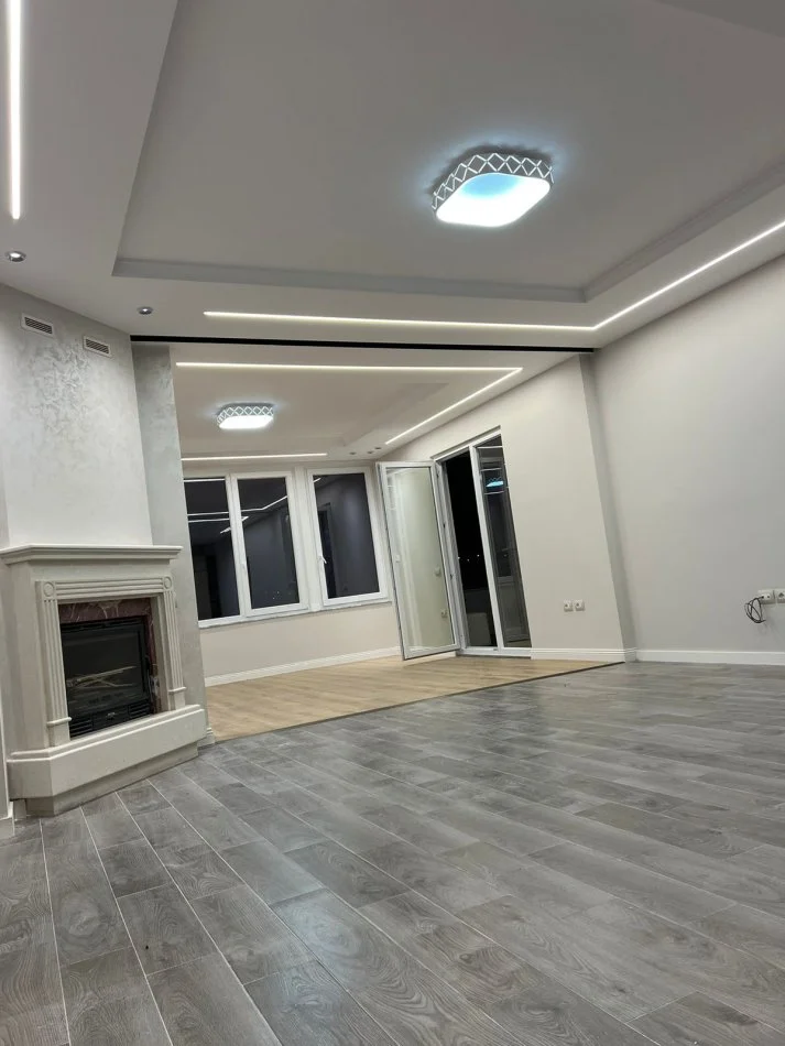 Tirane, shitet apartament 3+1+Ballkon Kati 5, 165 m² 265.000 € (Xhanfize Keko)