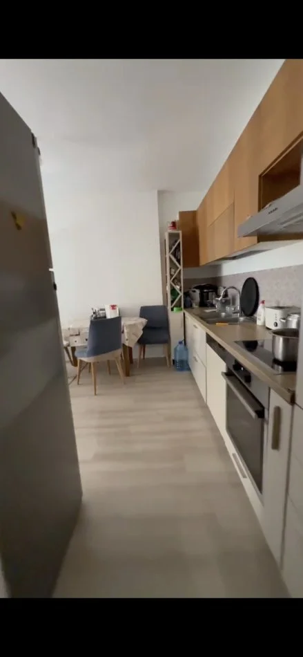 Tirane, shitet apartament 2+1+Ballkon Kati 2, 106 m² 159.000 € (Rruga 5 Maji)