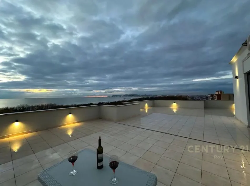 Durres, shitet apartament+verande | Penthouse 2+1 Kati 10, 300 m² 220.000 € (Plepa)