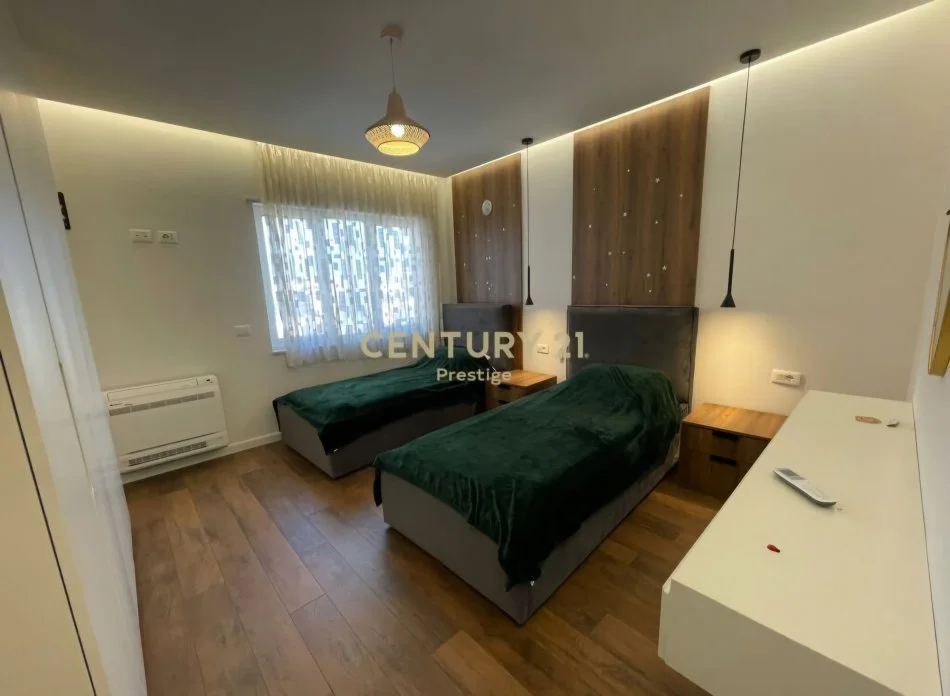 Tirane, shitet apartament 3+1+Ballkon Kati 9, 153 m² 624.000 € (Rruga e Elbasanit)
