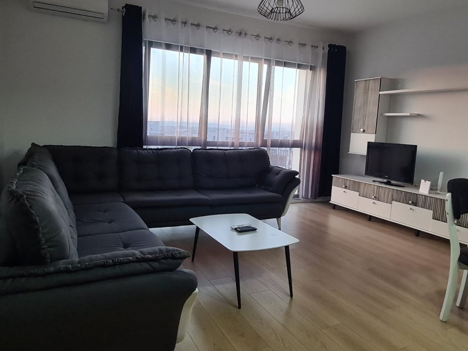 Tirane, jepet me qera apartament 1+1 Kati 10, 65 m² 600 € (Farmacia 10)