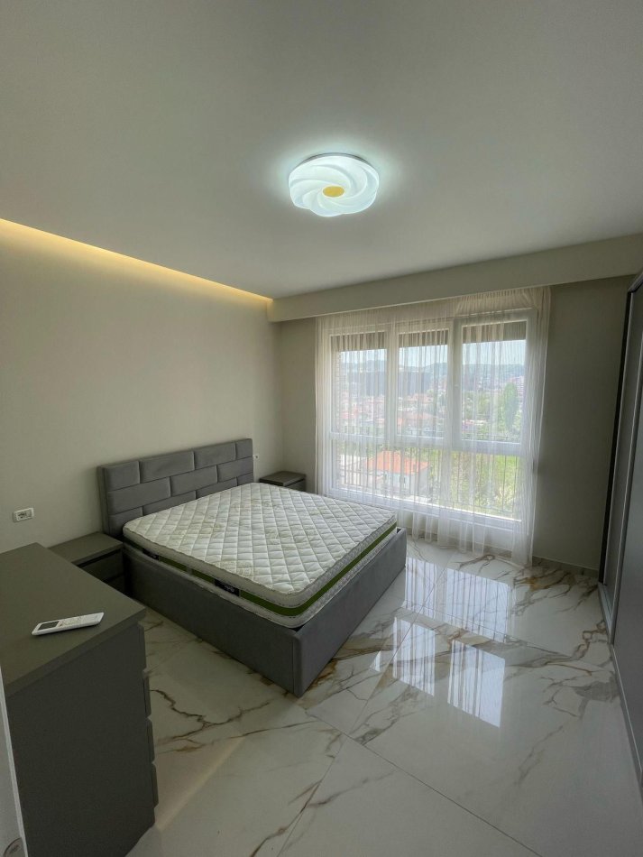 Tirane, jepet me qera apartament 1+1+Ballkon Kati 6, 65 m² 520 € (Fusha Aviacionit)