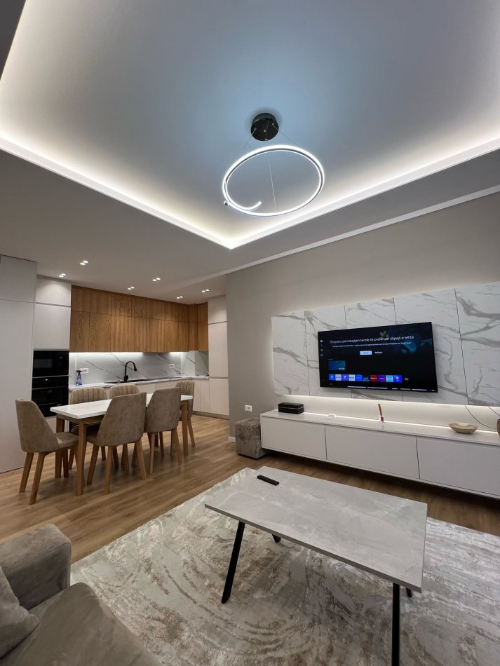 Tirane, jepet me qera apartament 2+1+Aneks+Ballkon Kati 3, 90 m² 750 € (Perballe Delijorgjit Rr.Kavajes)