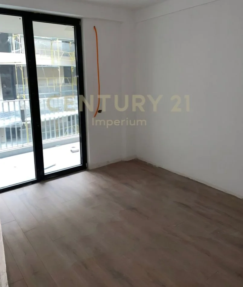 Tirane, shitet apartament 3+1 Kati 10, 152 m² 430.000 € (Rruga Mine Peza)