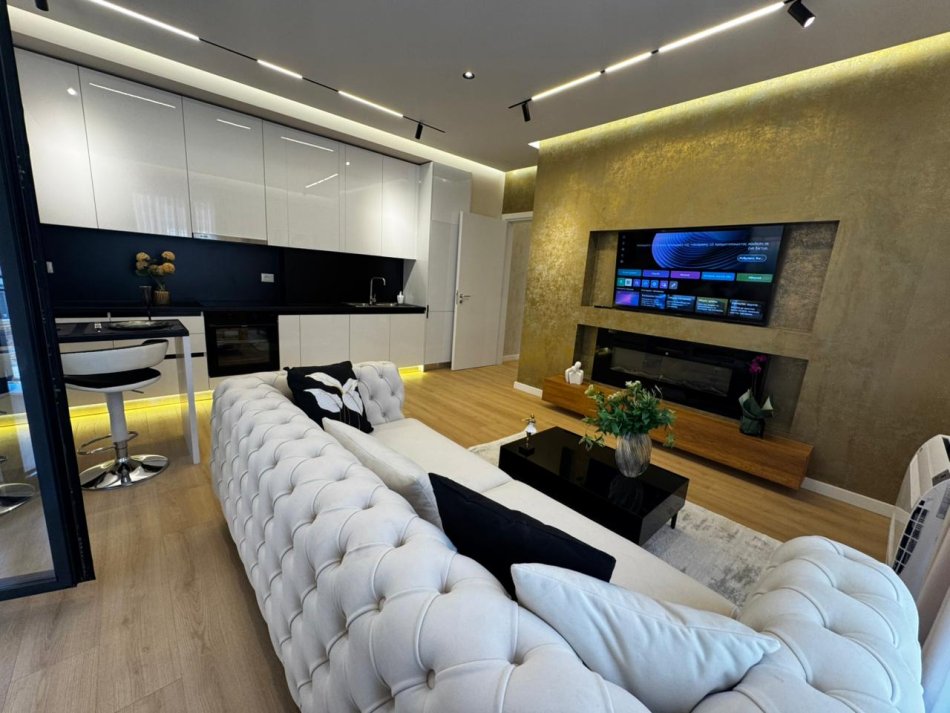 Tirane, shitet apartament 2+1+Aneks+Ballkon Kati 3, 107 m² 275.000 € (Pran pazarit te ri)