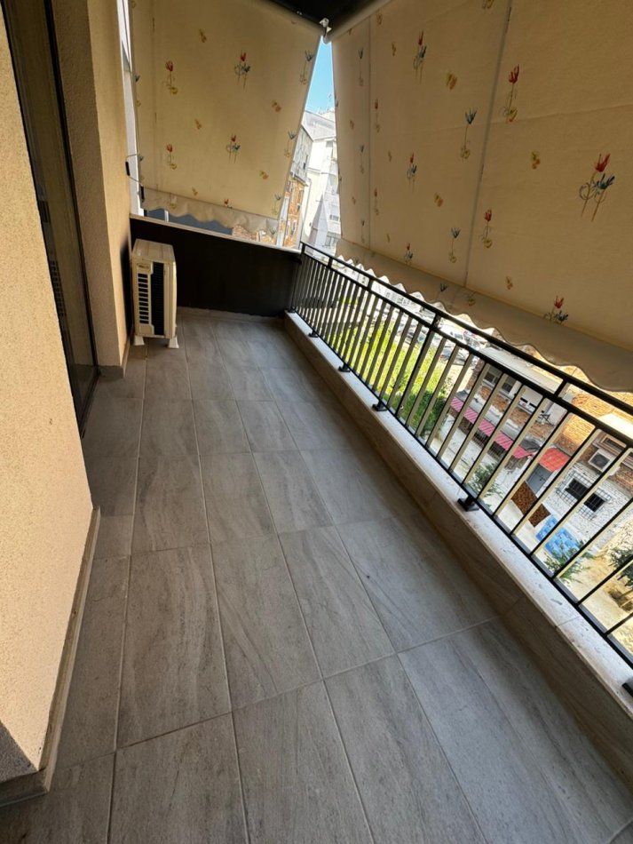 Tirane, shitet apartament 2+1+Aneks+Ballkon Kati 3, 107 m² 275.000 € (Pran pazarit te ri)