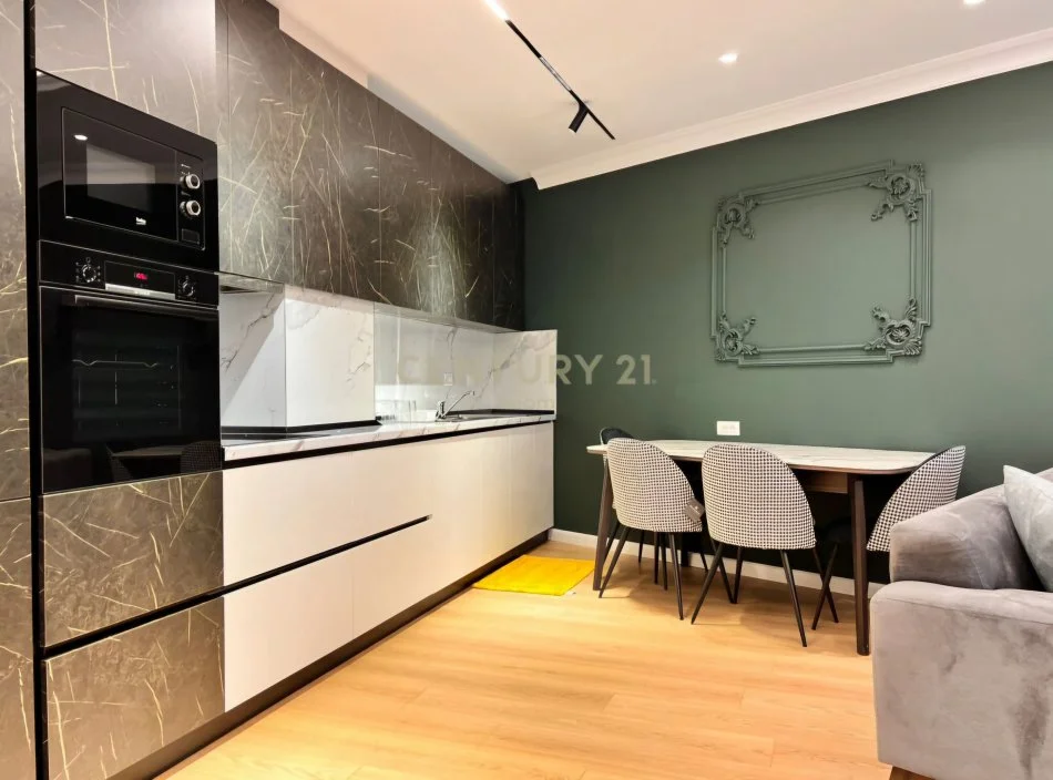 Tirane, jepet me qera apartament 2+1 Kati 6, 110 m² 1.300 € (Kodra e Diellit)