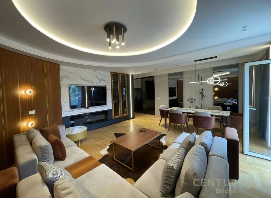 Tirane, jepet me qera apartament 2+1 Kati 5, 165 m² 2.000 € (Kopshti Botanik Zoologjik)