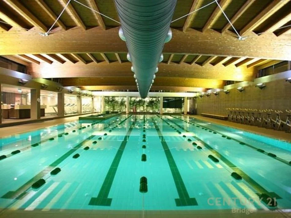 Tirane, shitet apartament 3+1 Kati 4, 187 m² 604.000 € (Liqeni I Thate)