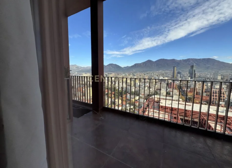 Tirane, jepet me qera apartament 2+1+Ballkon Kati 21, 115 m² 1.500 € (Rruga e Kavajës)