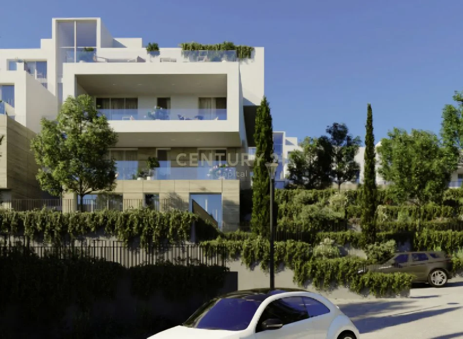 Tirane, shitet apartament 3+1 Kati 1, 178 m² 329.300 € (Farke)