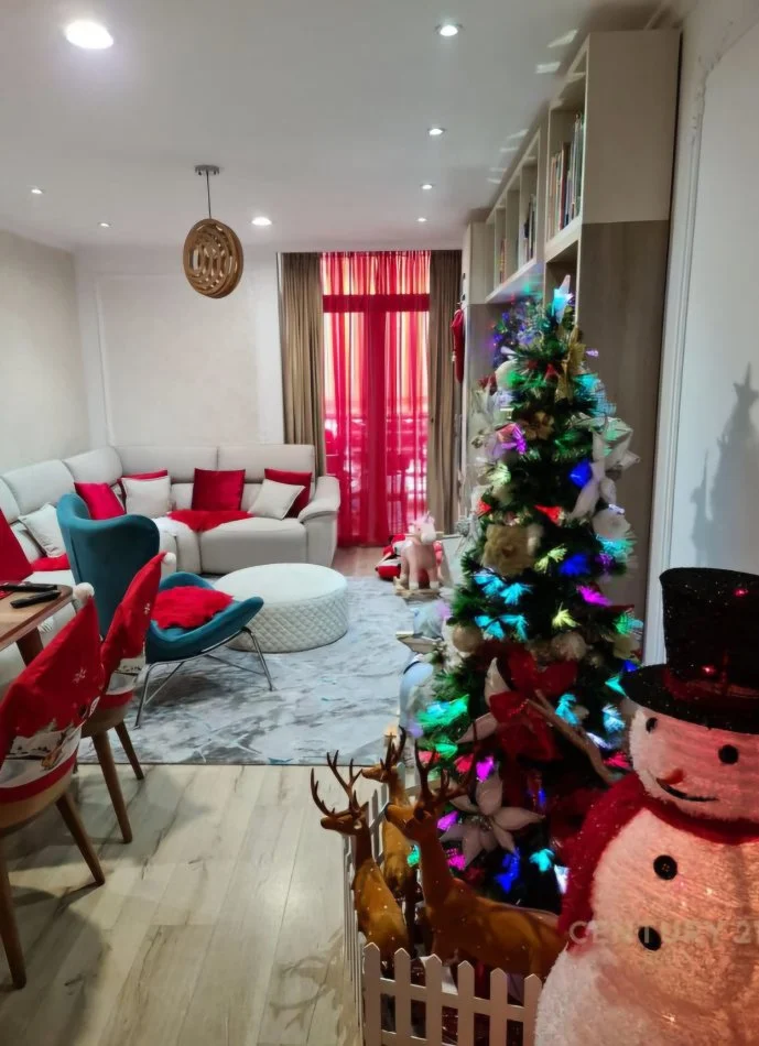 Tirane, shitet apartament 2+1 Kati 5, 115 m² 220.000 € (Rruga Bardhyl)