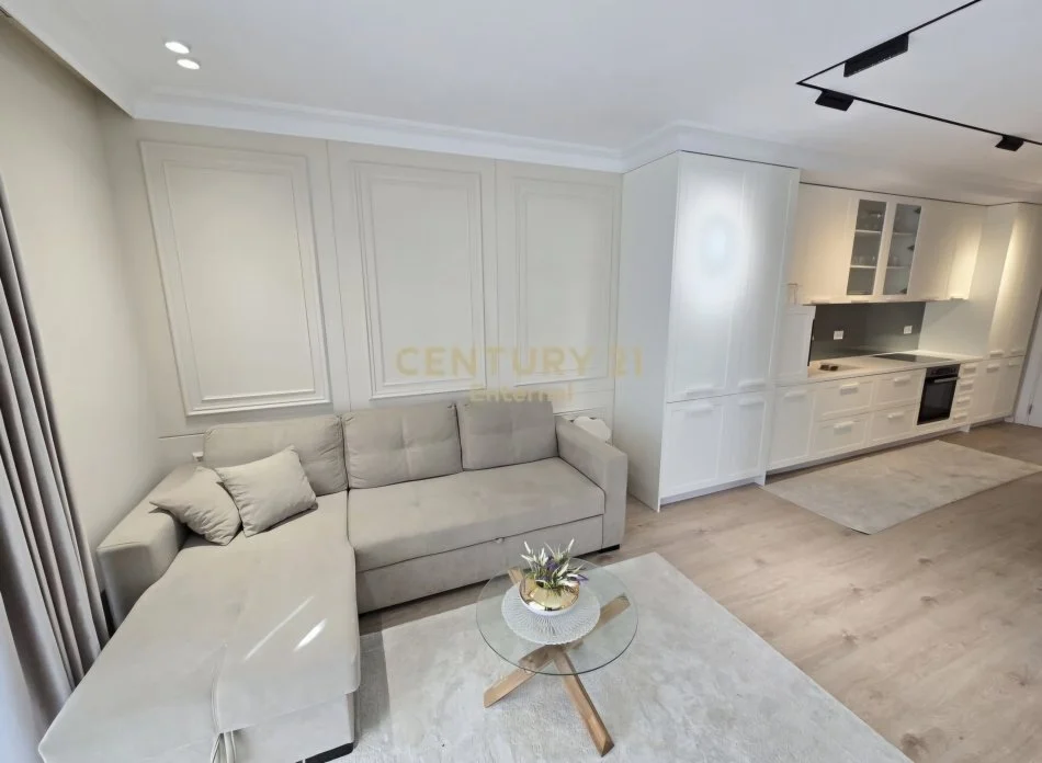 Tirane, jepet me qera 2+1 Kati 3, 107 m² 1.000 € (Ambasada Amerikane)