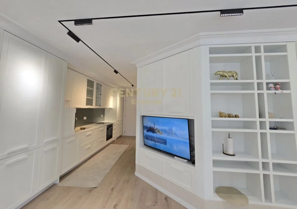 Tirane, jepet me qera 2+1 Kati 3, 107 m² 1.000 € (Ambasada Amerikane)