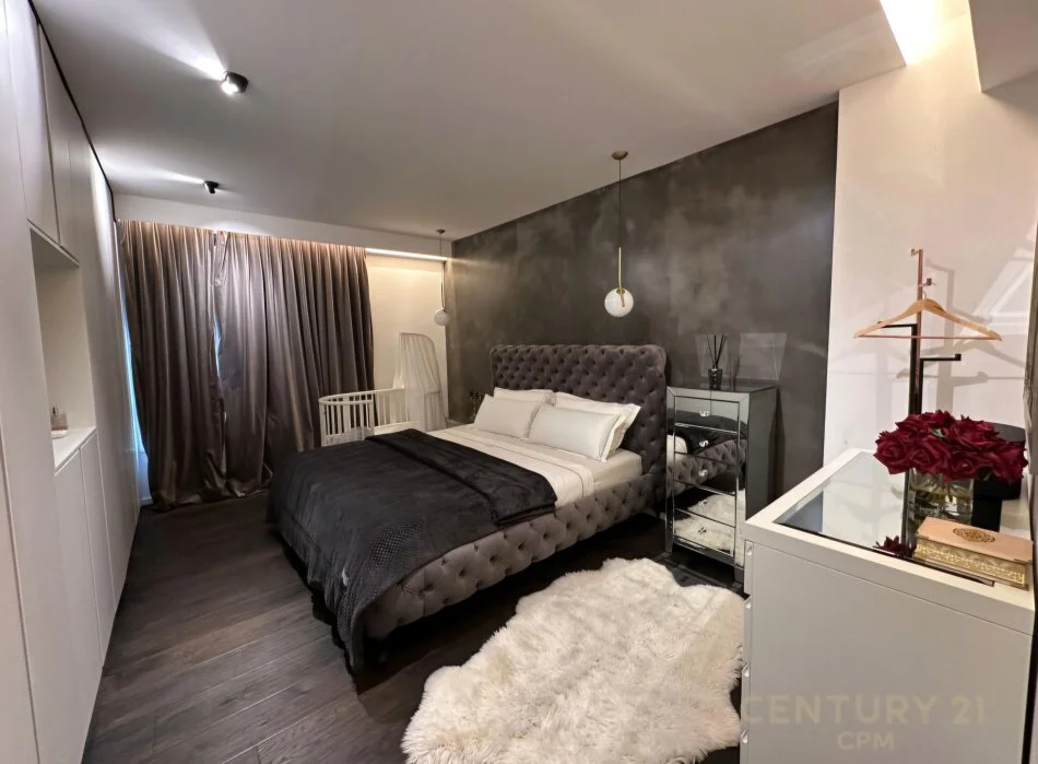 Tirane, jepet me qera apartament 2+1 Kati 4, 100 m² 2.500 € (Myslym Shyri)