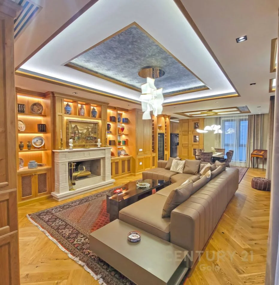 Tirane, shitet apartament+verande | Penthouse 5+1+Aneks Kati 10, 435 m² 1.605.000 € (Rruga e Kavajës)