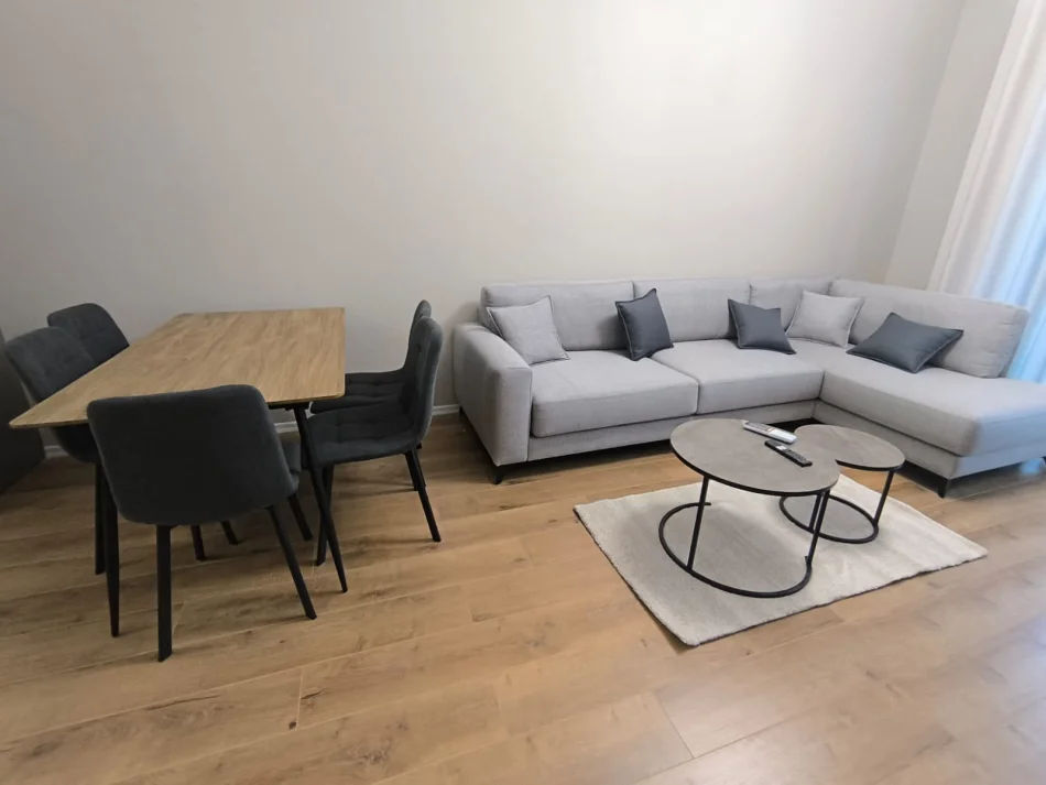 Tirane, jepet me qera apartament 1+1 Kati 6, 73 m² 600 € (Rruga Dritan Hoxha)