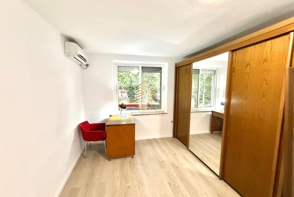 Tirane, jepet me qera apartament 2+1 Kati 2, 70 m² 530 € (Rruga Muhamet Gjollesha)