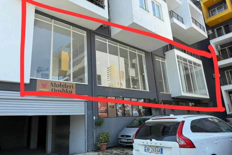 Tirane, jepet me qera ambjent biznesi Kati 1, 310 m² 2.500 € ( Shkoze, Kompleksi Tom Doshi)