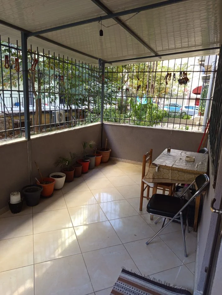 Tirane, jepet me qera apartament 3+1+Aneks+Ballkon Kati 1, 120 m² 600 € (ISH parku)