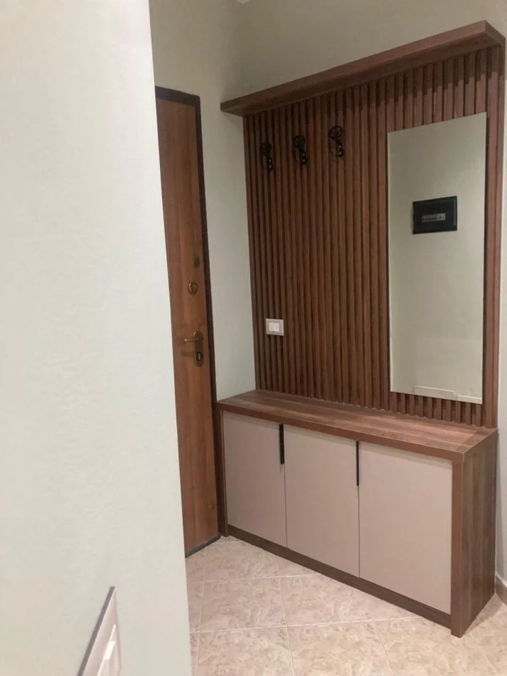 Tirane, jepet me qera garsonier 1+1 Kati 3, 45 m² 400 € (Ministria Jashtme)