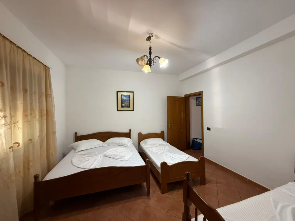 Durres, jepet me qera garsonier Studio Kati 0, 30 m² Vila Ademi 15€/dita