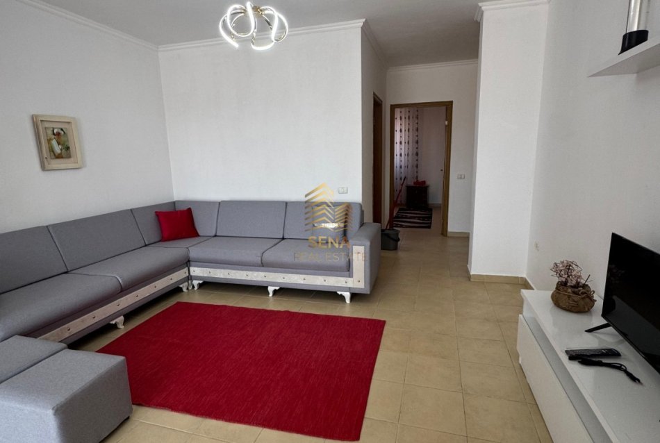 Tirane, shitet apartament 2+1+Ballkon Kati 4, 96 m² 129.000 € (Rruga Sotir Caci)