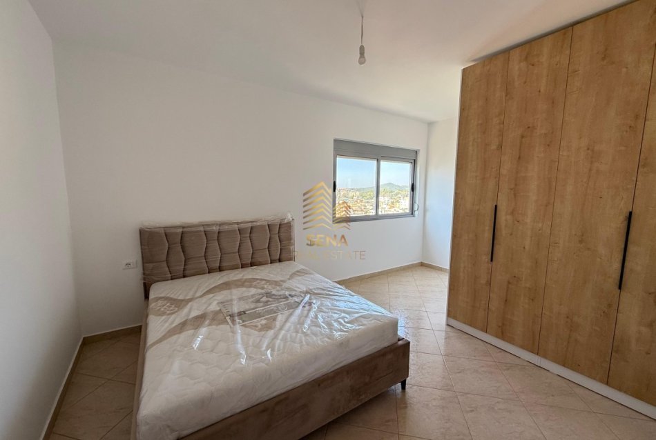 Tirane, shitet apartament 2+1+Ballkon Kati 4, 106 m² 140.000 € (Rruga Dali Topi)