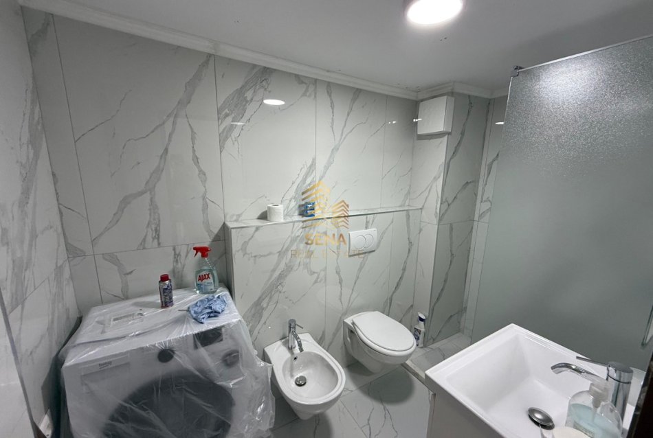 Tirane, shitet apartament 2+1+Ballkon Kati 4, 106 m² 140.000 € (Rruga Dali Topi)