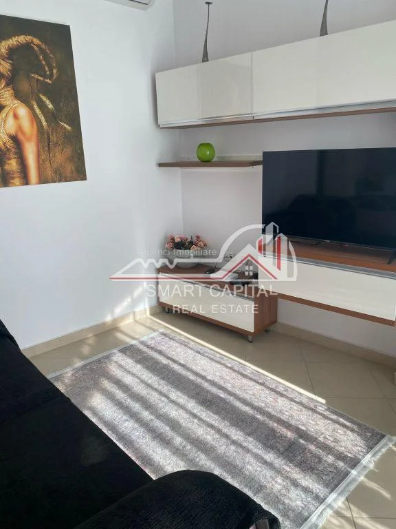 Vlore, jepet me qera 1+1+Ballkon Kati 4, 75 m² 320 € 