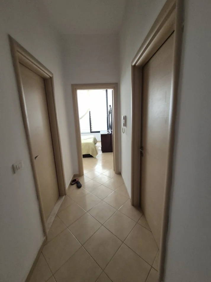 Tirane, jepet me qera apartament 1+1 Kati 2, 1 m²