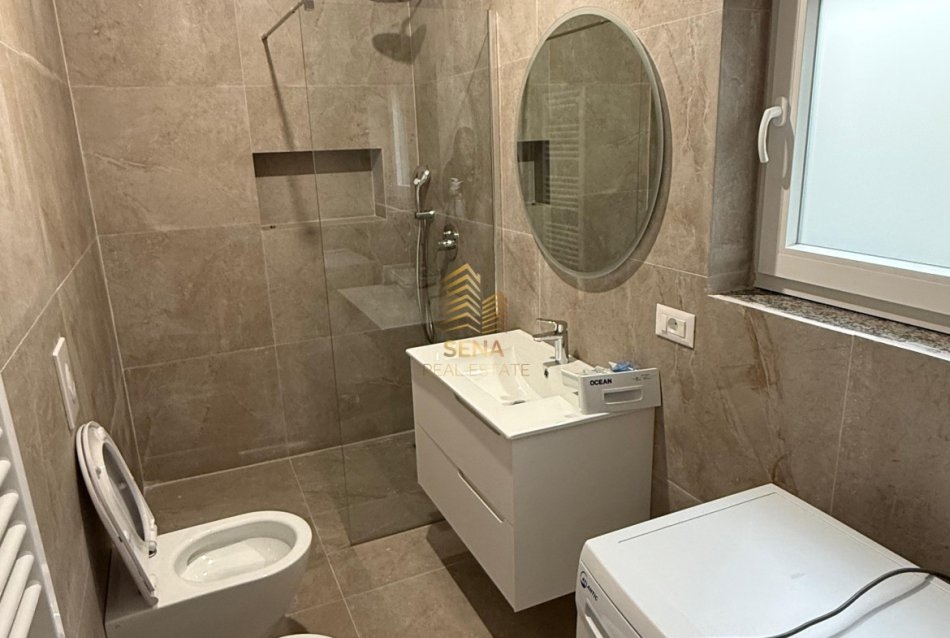 Tirane, jepet me qera Vile 1+1+Ballkon Kati 1, 60 m² 550 € (Komune, Rruga Robert Shvarc)