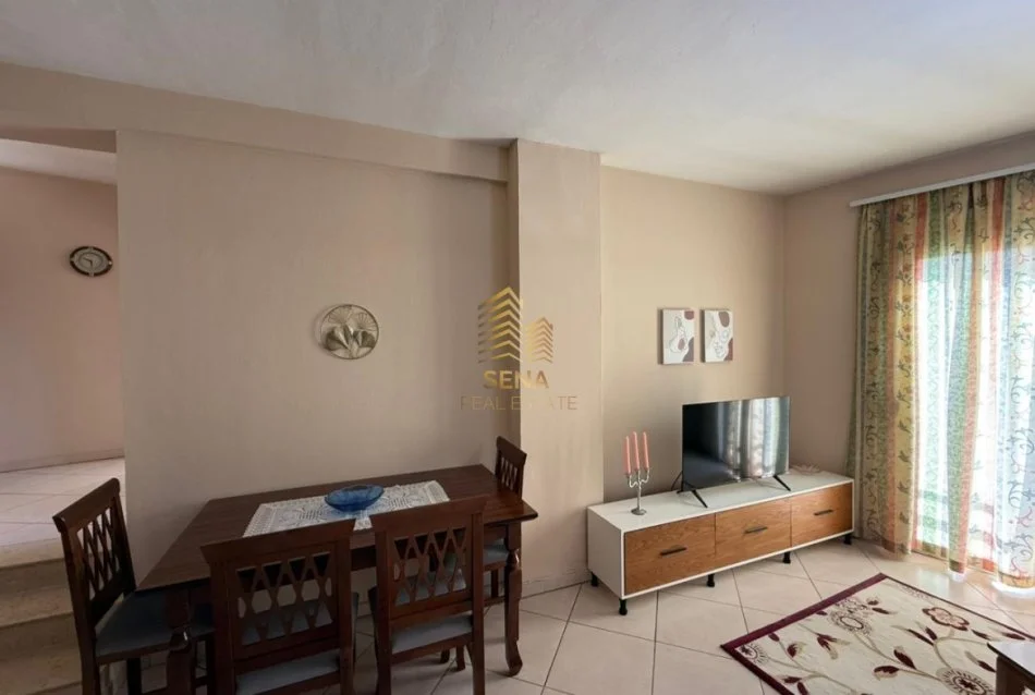 Tirane, jepet me qera apartament 2+1+Ballkon Kati 6, 110 m² 500 € (Oxhaku, Rruga Kongresi i Manastirit)