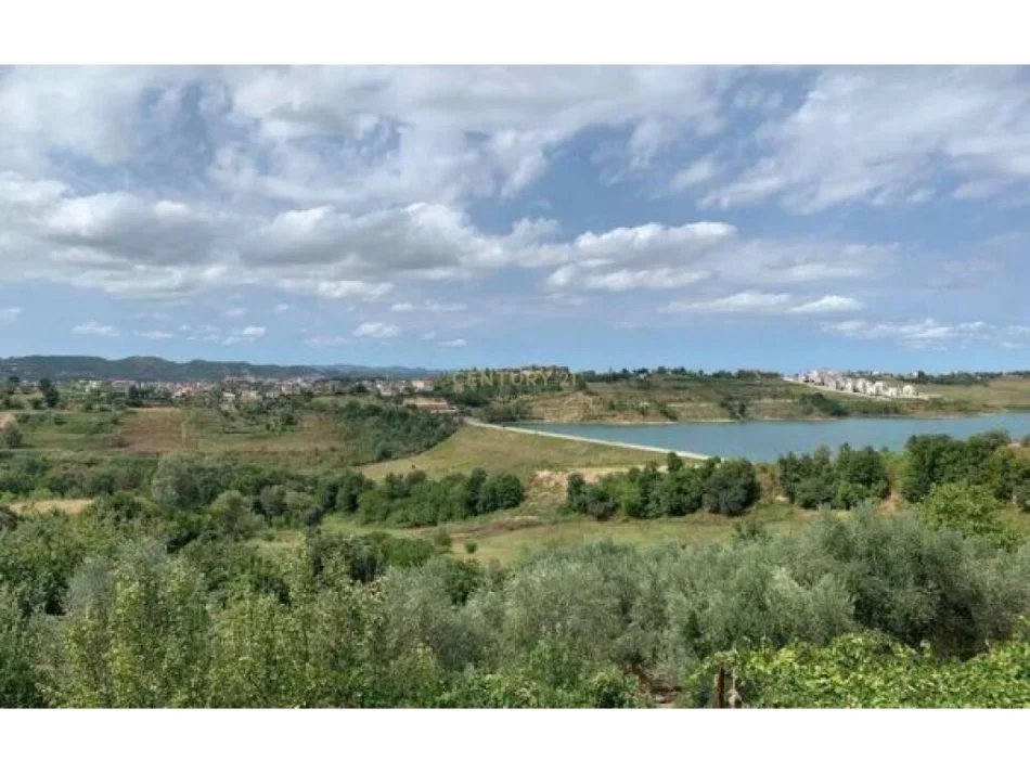 Tirane, shes toke , 11.200 m² 560.000 € 