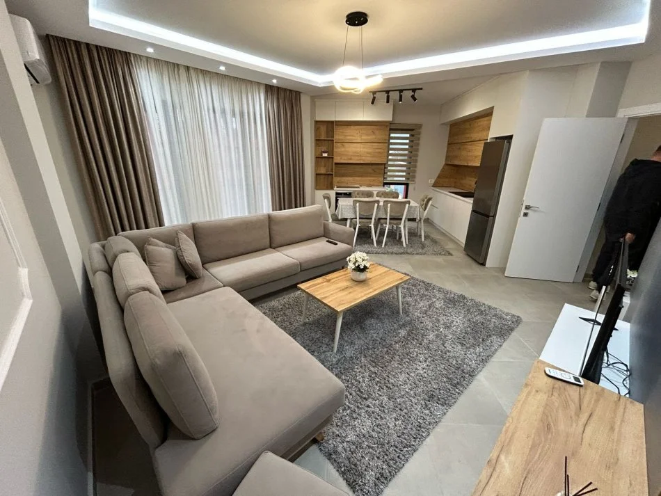 Jepet me qera apartament 2+1+Parking