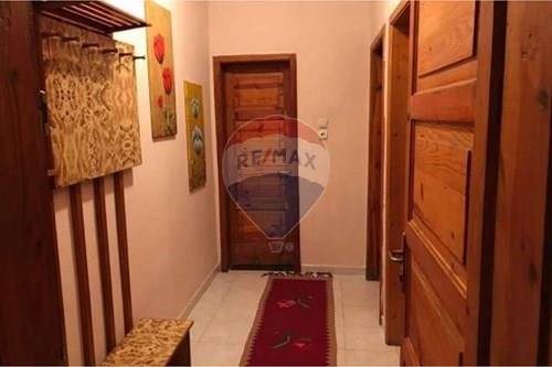 Tirane, jepet me qera apartament 1+1+Ballkon Kati 2, 70 m² 400 € (Medreseja)
