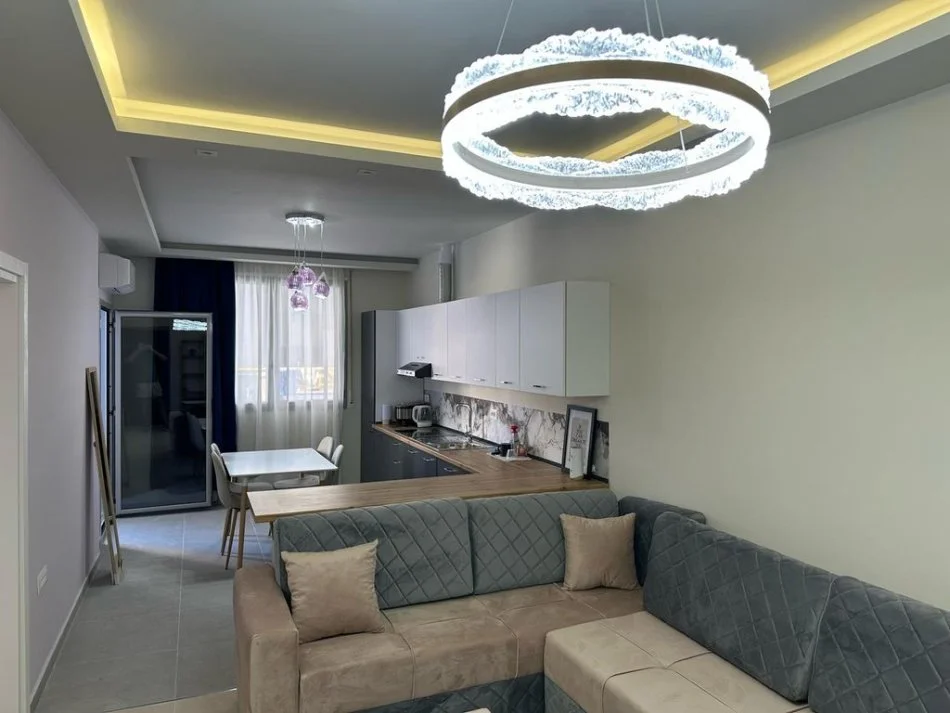 Vlore, jepet me qera apartament 1+1 Kati 2, 67 m² 450 € 